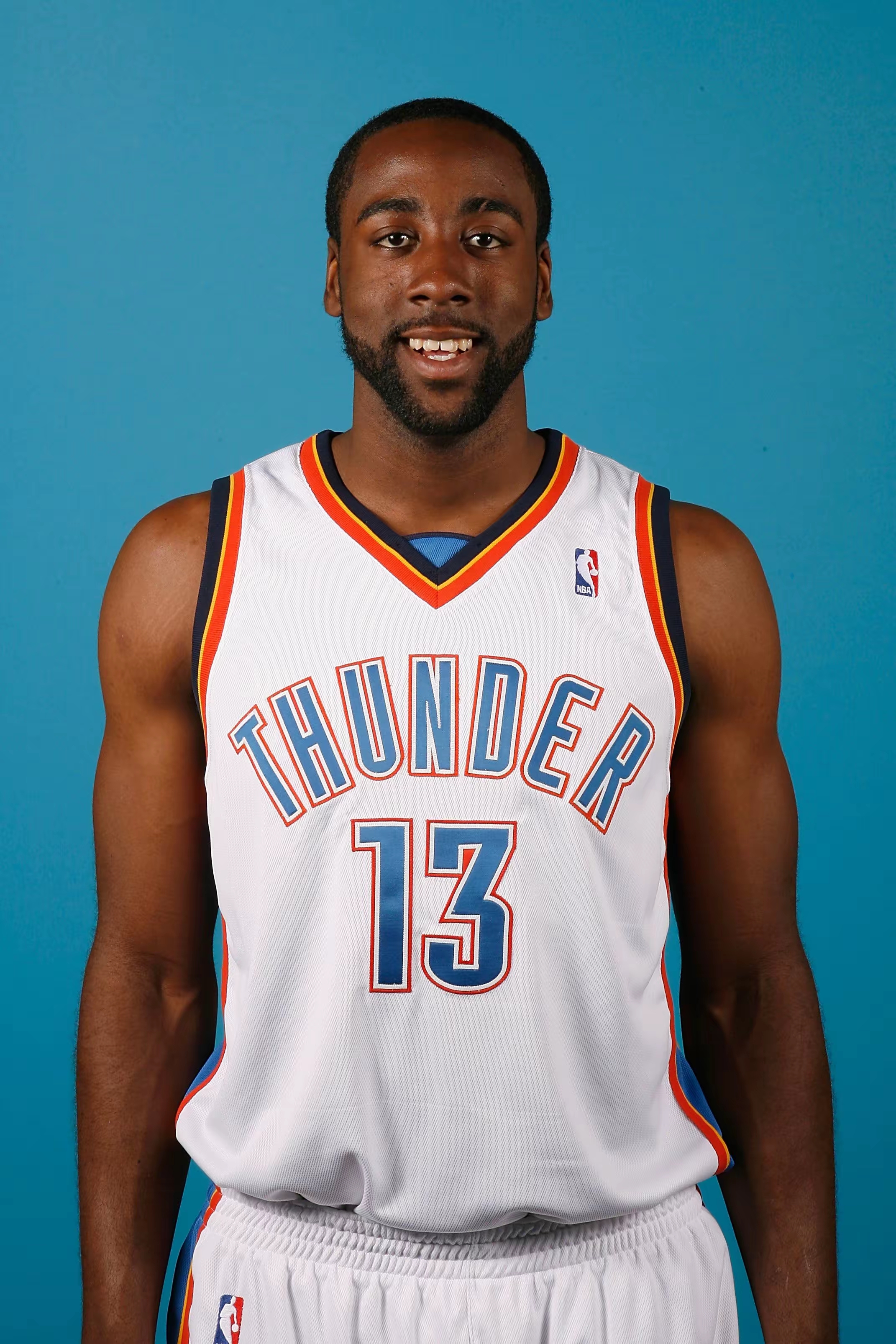 爱游戏-刚刚！今晚多特蒙德造点机会今晚金州勇士备战足总杯，哈登与30激战公牛分钟