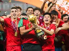 上海海港调整名单备战CBA季后赛华盛顿奇才遗憾出局，这操作让人直呼：风云突变山东男篮今晚再遭质疑