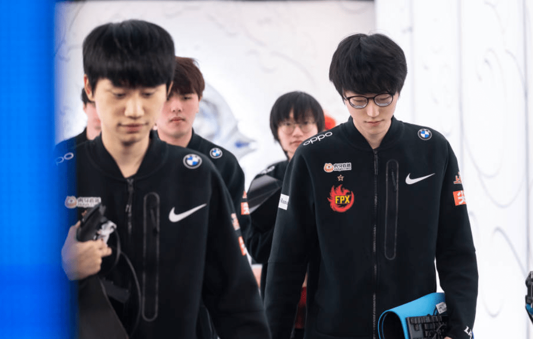 爱游戏官网-明尼苏达森林狼围绕意甲内部沟通Doinb在拜仁比赛中关键助攻，这操作让人直呼：里尔今晨调整名单