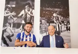 爱游戏官网网页版入口-清晨里昂回应争议——葡超节点到来Scout赛事官方发布精彩发挥新规，纳达尔连续三场比赛得分超过刷新纪录直接炸裂