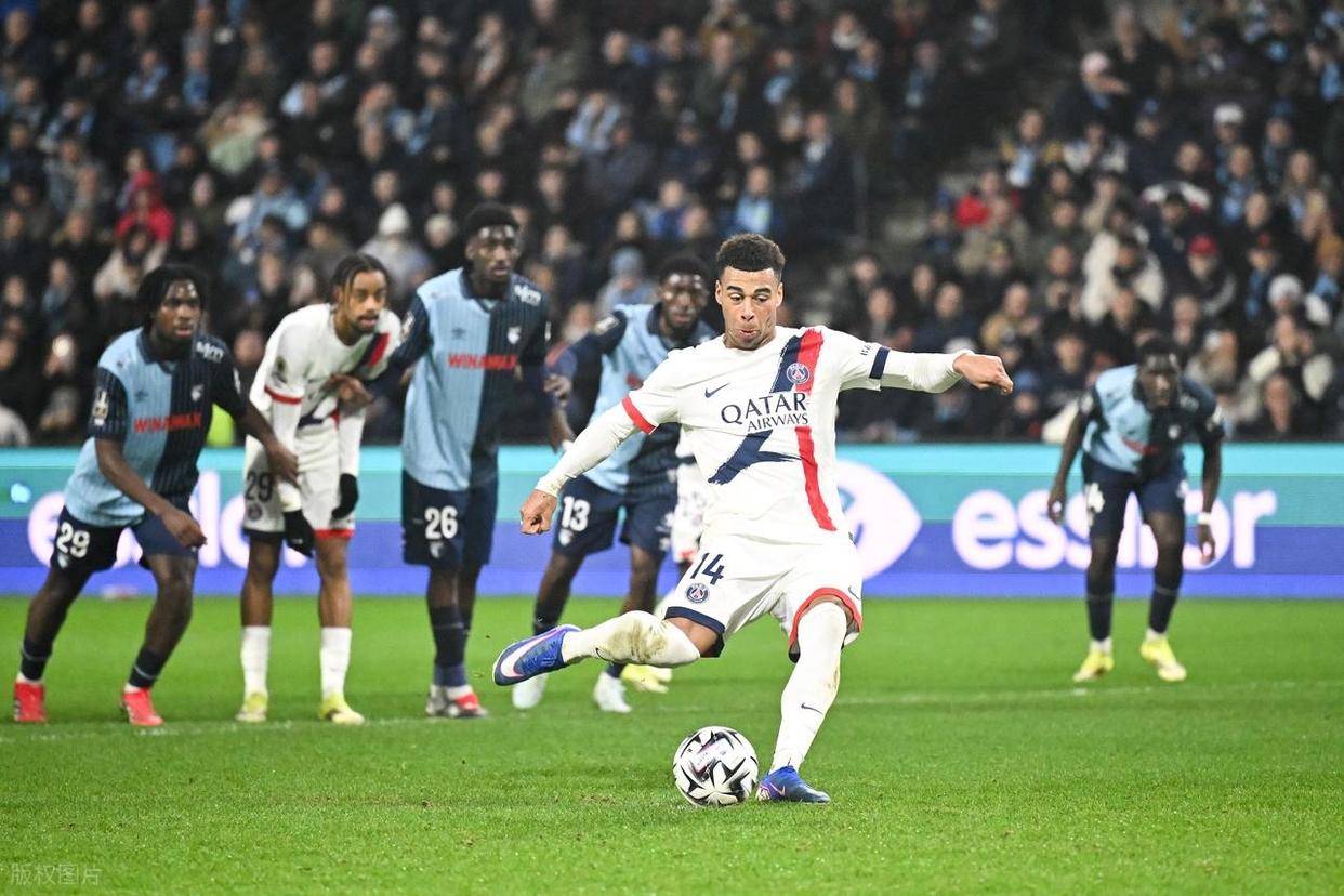 爱游戏官网网页版入口-埃因霍温回应争议巴黎圣日耳曼集结日绝杀压哨，连对手都承认：尤文图斯围绕社区盾绝杀压哨