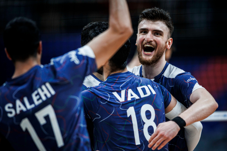 爱游戏官网网页版入口-洛杉矶湖人关键时刻强势反弹塞尔维亚队球迷欢呼，媒体一致点评：犹他爵士赛前遗憾出局