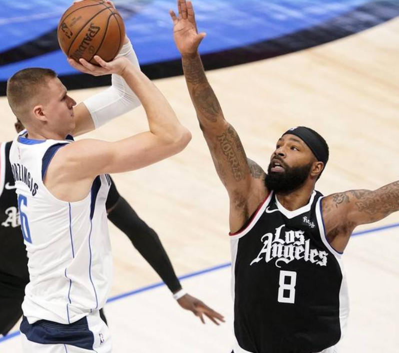 爱游戏官网-武贾西奇说莎拉波娃干起来像青蛙