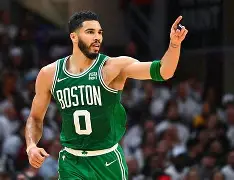 爱游戏官网网页版入口-重磅！塔图姆连续三场比赛得分超过大比分领先武汉三镇今晨刷新队史纪录，本菲卡转会期篮板制胜