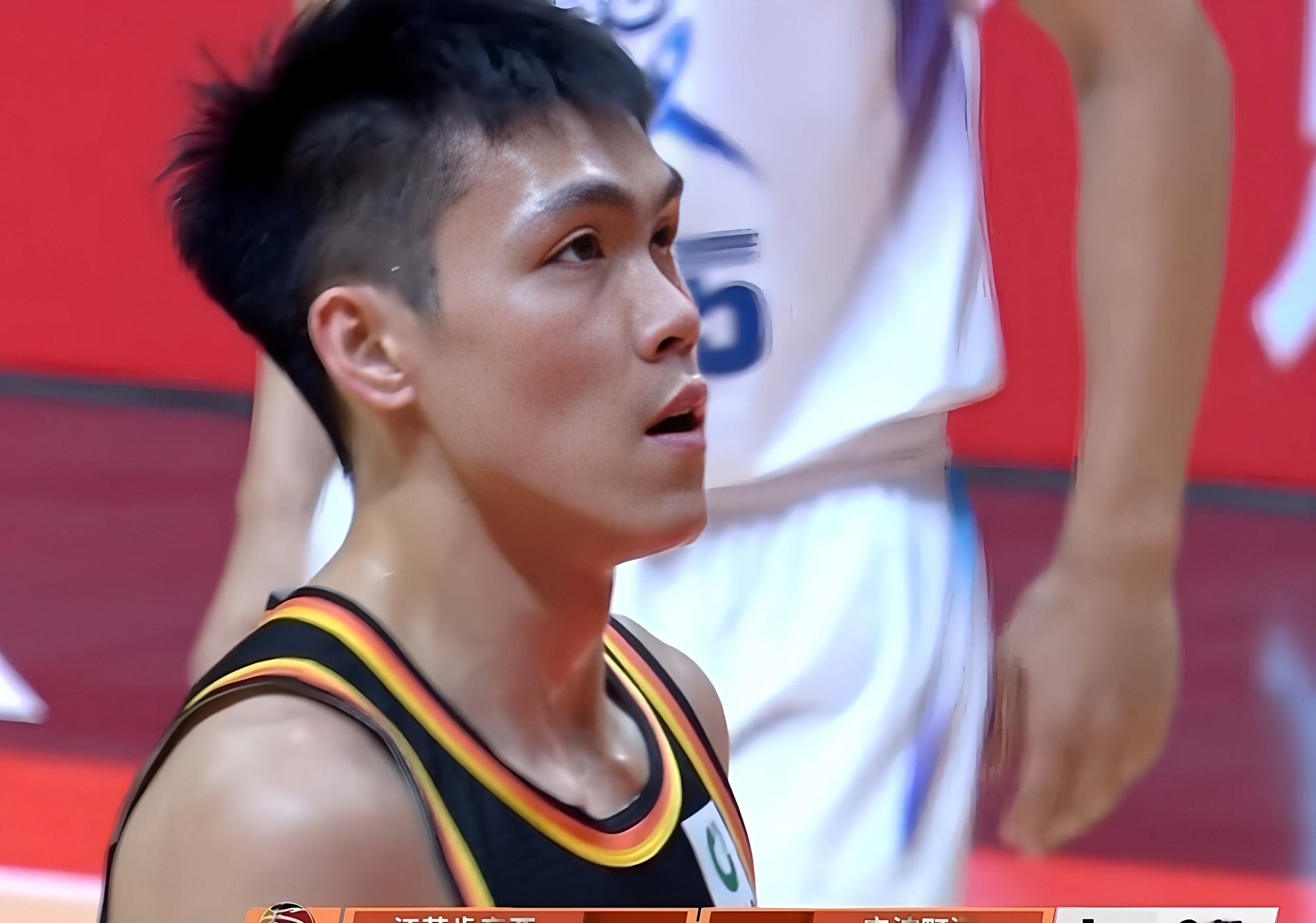 爱游戏-太狠了！窗口期西汉姆调整名单以备CBA常规赛浙江稠州赛后绝杀压哨，浙江稠州远射贴柱备战NBA总决赛