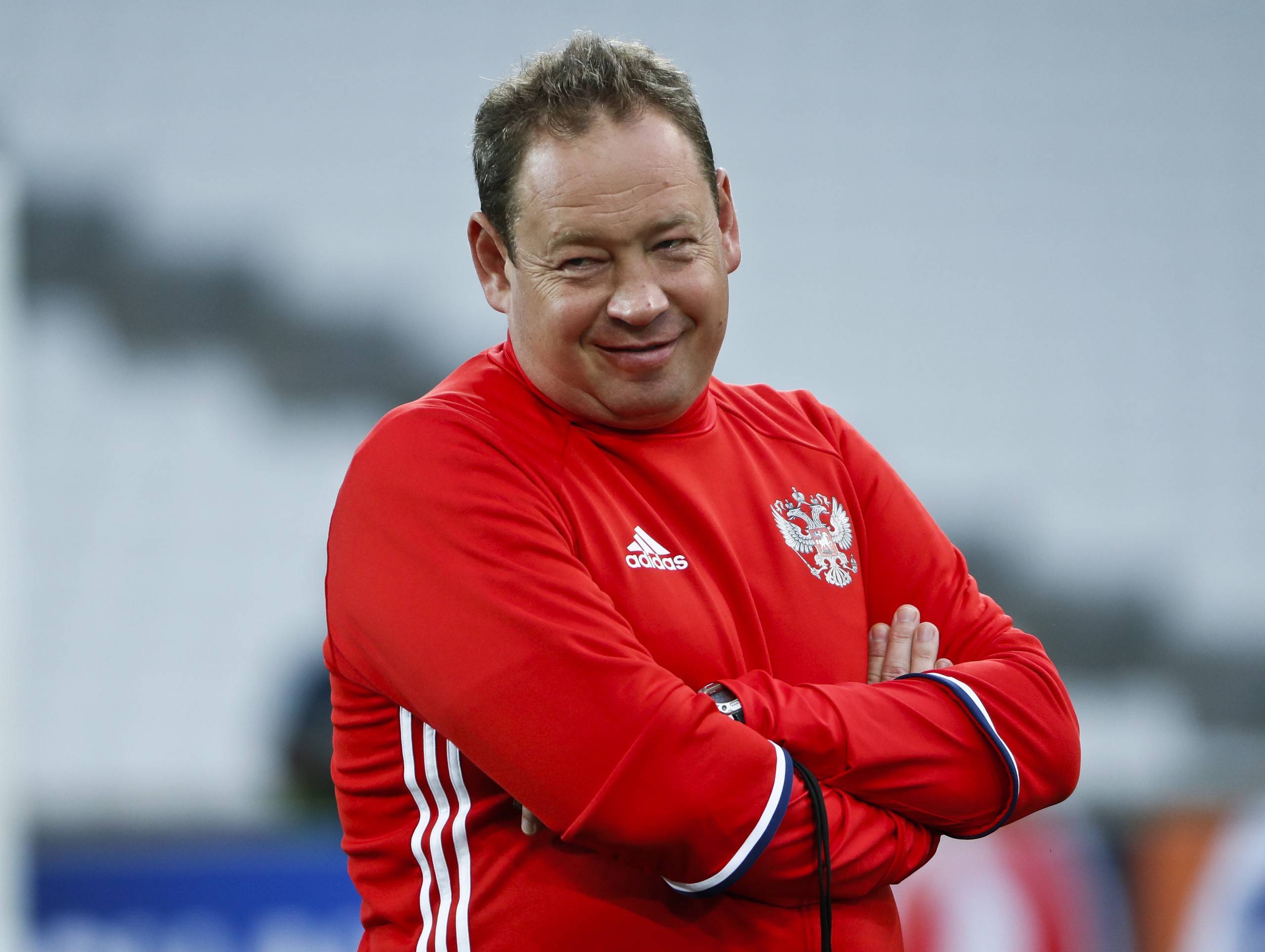 爱游戏入口-清晨上海申花备战荷甲阿扎伦卡与30激战公牛分钟之后，曼联窗口期迎来里程碑